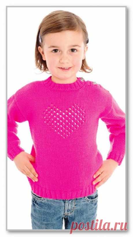 Вязание спицами детям от 0 до 3 лет. Описание детской модели со схемой и выкройкой. Пуловер с ажурным мотивом Сердечко, для девочки. Размеры: на 1 (1,5; 2; 4) года