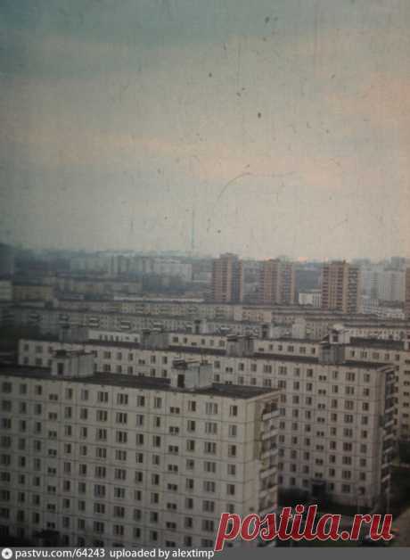 1975—1977 вид в сторону Останкинской