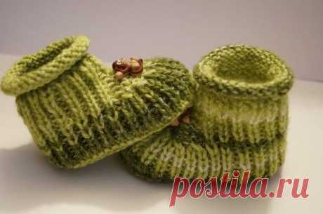 Babyschuhe stricken - DIY-Baby-Booties ★