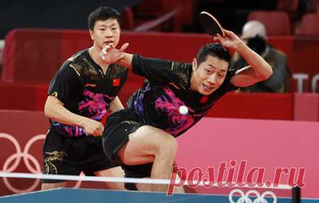 Сборная Китая выиграла мужской командный турнир по настольному теннису. Серебряные медали достались команде Германии, бронзовые - японцам