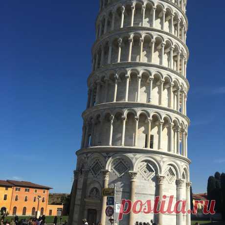 Photo by elenafisik in Leaning Tower of Pisa.