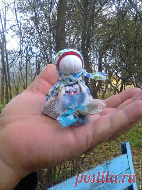Купить Оберег Народная кукла Подорожница - серебряный, подорожница, оберег, народная кукла, народная традиция