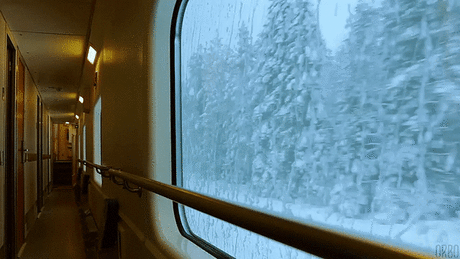 Гифка — «Окно поезда»