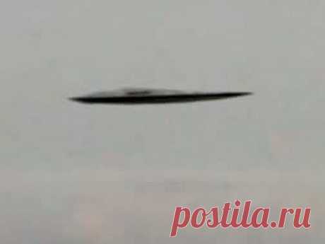 Alien UFO Sighting 2012 Over Seattle, WA Craft Caught On Tape Today More Shocking Videos This Week - YouTube