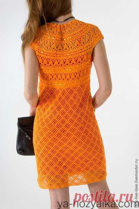 Вязанные крючком платьице оранж. Платье вязаное крючком для женщин интересное необычное