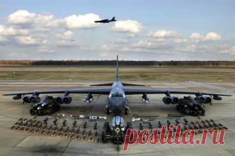 Boeing B-52 Armament Photo by 1whiskers7 | Photobucket