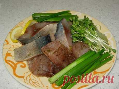 Слабосолёная скумбрия : Рыбные блюда