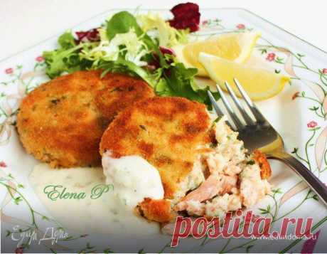 Рыбные "котлеты" по-английски (Fish cakes). Ингредиенты: картофель, рыба копченая, сливочное масло Я ещё не надоела вам с английской кухней?...))) Ну, ещё 2-3 рецепта и перейду на что-нибудь другое...))) Правильнее было бы называть эти &quot;котлеты&quot; пирожками, но в нашем российском понимании - это к...