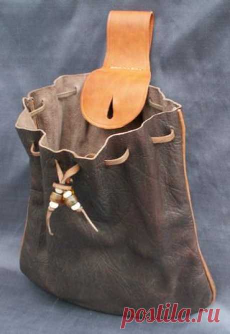 (189) 16th Century Mans Belt Bag | cool vintage