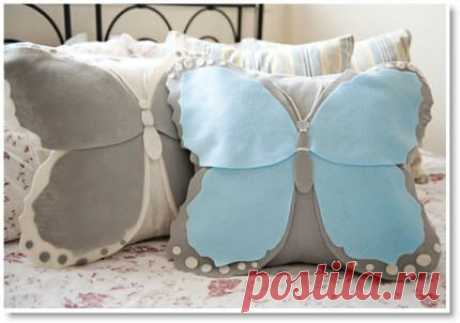 Make This Adorable Felt Butterfly Pillow | Felting | CraftGossip.com