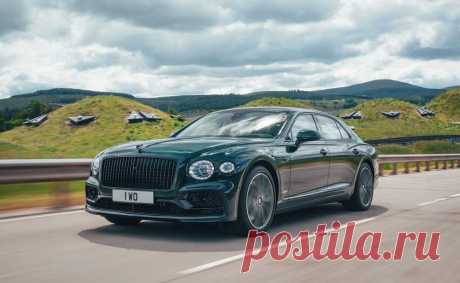 Bentley Flying Spur Hybrid 2022: экстерьер, интерьер, техника