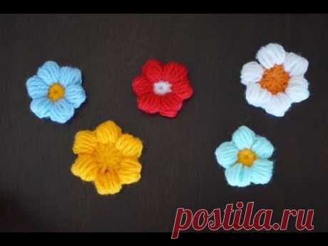 Маленький пышный цветочек крючком / Small crochet flower