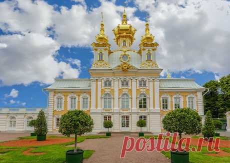 Большой петергофский дворец: описание, история, архитектура, интерьеры и фото