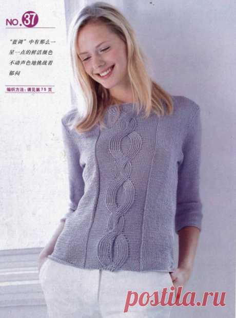 Пуловер с косой по центру. Женский свитер связанный спицами |
