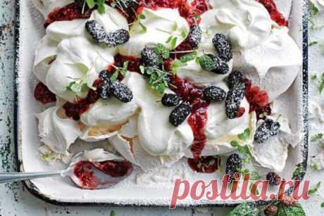 Pavlova со свежими ягодами: десерт балерины – Woman &amp; Delice(не могла не сохранить такую красоту!!)