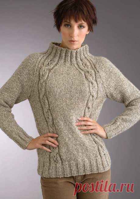 Пуловер-реглан спицами, выполнен с косами из толстой пряжи.
Размер: XXS (XS, S, M, L, XL). Бюст: 65 (75, 85, 95, 105, 115) см. Конечная окружность: 75 (85, 95, 105, 115, 125) см.