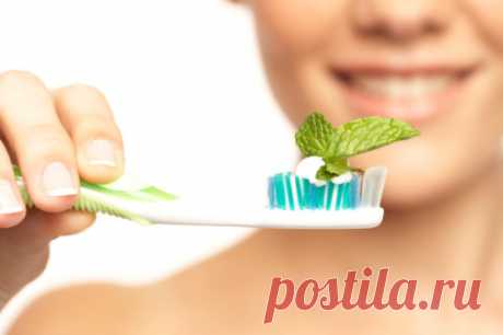 Лучшие рецепты натуральной зубной пасты для белоснежных зубов