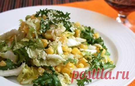 Легкий салат с пекинской капустой и кукурузой / Простые рецепты