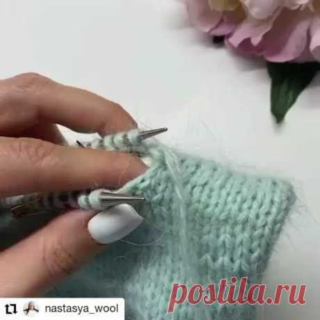 #Repost @nastasya_wool
• • • • • •
ЦУМ Moscow

🎄Счастливого сказочного Рождества, дорогие девочки и мальчики☺️🎄
Пусть Ваш дом будет наполнен теплотой и уютом💖🙏🏻
⠀
Кусочек залипательного видео в ленту☺️
Трикотажный шов петля в петлю по открытым петлям...
⠀
Результат вот вот покажу