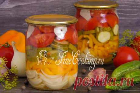 Салат из огурцов, помидоров, перца и лука на зиму - рецепт с фото