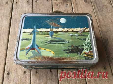 VINTAGE METAL LUNCH BOX SPACE | eBay