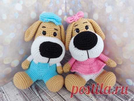 PDF Собачки Дружок и Подружка крючком. FREE crochet pattern; Аmigurumi animal patterns. Амигуруми схемы и описания на русском. Вязаные игрушки и поделки своими руками #amimore - собака, пёс, собачка, щенок, пёсик.