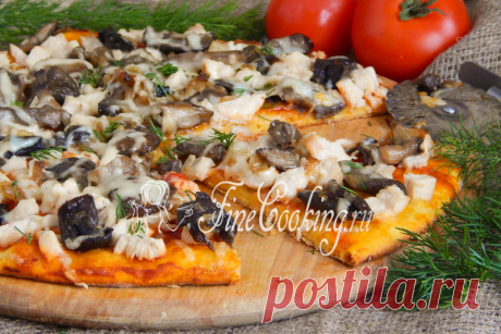 Пицца с курицей и грибами - рецепт с фото