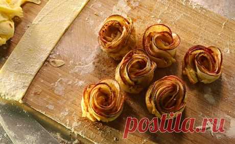 Easy To Make Apple Pie Flowers. Sweet &amp; Delicious.