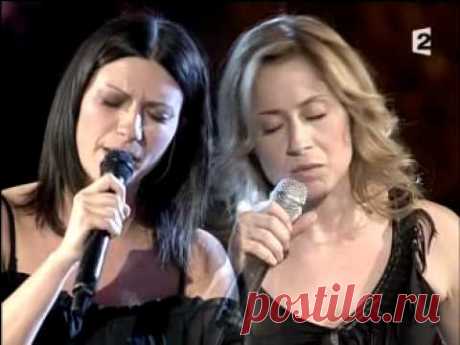 Laura Pausini &amp; Lara Fabian - La Solitudine (Live)