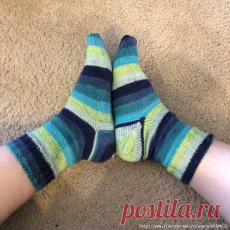 Носки с необычной пяткой - практичный способ. AfterThought Heel Socks by Laura Linneman.