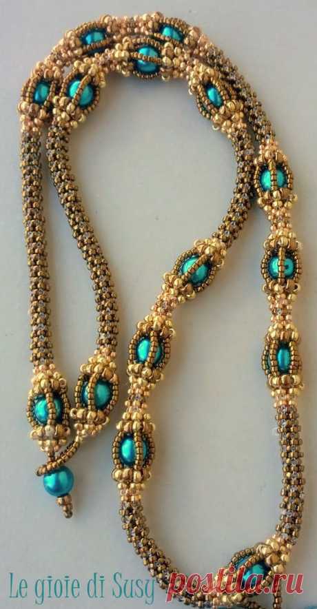 (12) https://legioiedisusy.blogspot.be/2014/05/the-shou-longevity-and-love.html | Brilliant beading inspiration