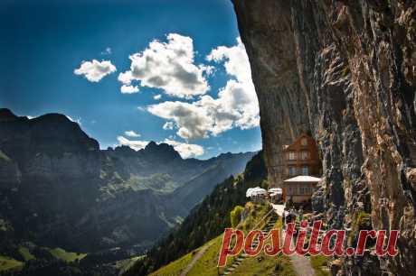 ФотоТелеграф » Berggasthaus Aescher – самый известный отель в Альпах