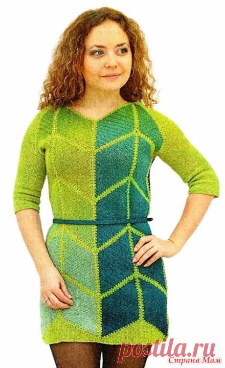 Мини-платье "Геометрия". Оригинальное платье связано в стиле "колор-блок" из ромбов зеленых и желтых оттенков при этом используется как однотонная пряжа так и пряжа секционного крашения.