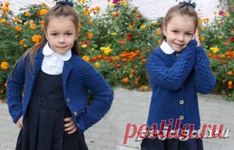 Детский жакет – реглан – погон спицами
knitting pattern вязание