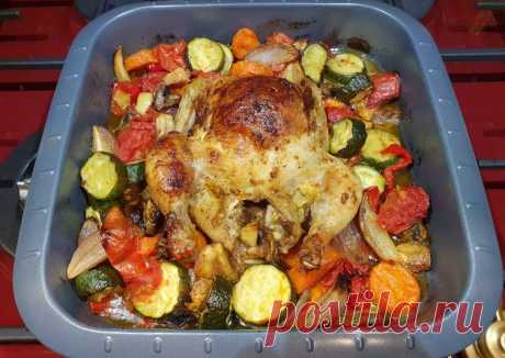 Цыплёнок-Корнишон с овощами в духовке