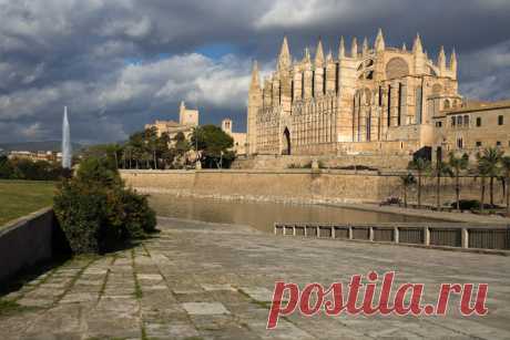 Costa-Brava travel blog: Кафедральный собор и Дворец Альмудайна, Пальма де Майорка (Catedral de Mallorca & Palacio Almudaina, Mallorca)