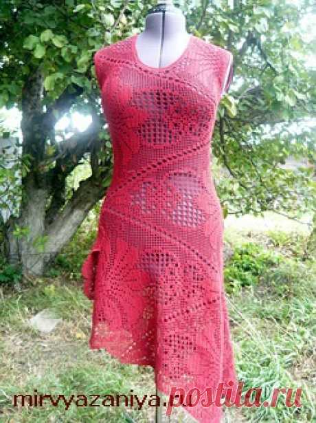 Филейное платье на основе салфетки филе.