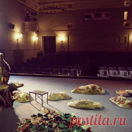 Члены Молодежной палаты Ярославского района пришли на экскурсию в Новый театр — NashTeatr.com