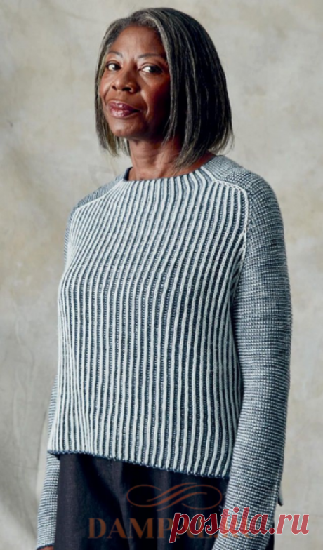 Вязаный пуловер «Luna» выполнен в офисном стиле рисунком бриош