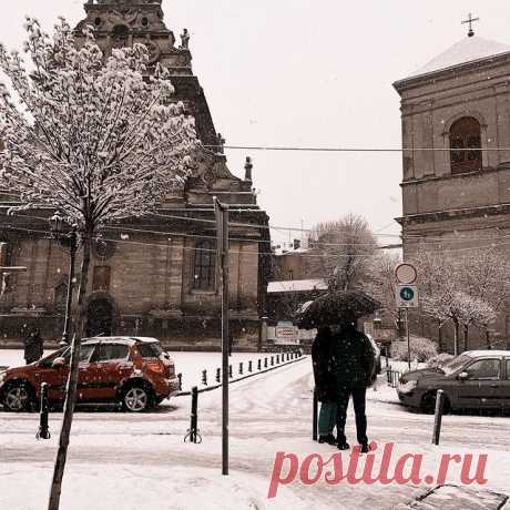 Photo by Lviv, Ukraine 🇺🇦 • Львов in Львів Україна.