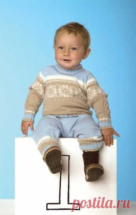 Норвежский свитерок для вашего малыша


Описание вязания свитера, связанного регланом сверху, на ребенка (возраст 1-1,5 года, размер 80-86)
Этот свитер связан без единого шва методом реглана сверху.
Благодаря такому способу вязания, свитера и кофты прослужат намного дольше, поскольку когда малыш подрастет, свитер можно без особых усилий удлинить, перевязав нижнюю часть рукавов и переда со спинкой.
Рисунок этого свитера был разработан специально для лыжного общества Норвеги...