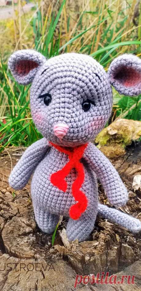 PDF Мышонок крючком. FREE crochet pattern; Аmigurumi doll patterns. Амигуруми схемы и описания на русском. Вязаные игрушки и поделки своими руками #amimore - Мышь, мышка, мышонок, крыса, rat rata, rato, ratte, szczur, szczur, mouse, ratón, maus souris, mysz myši. Amigurumi doll pattern free; amigurumi patterns; amigurumi crochet; amigurumi crochet patterns; amigurumi patterns free; amigurumi today.