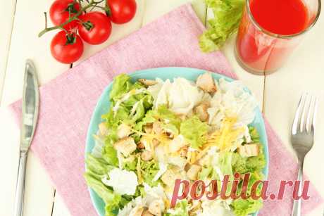 Классический салат Цезарь с курицей: рецепт для домашнего приготовления пошагово с фото в домашних условиях