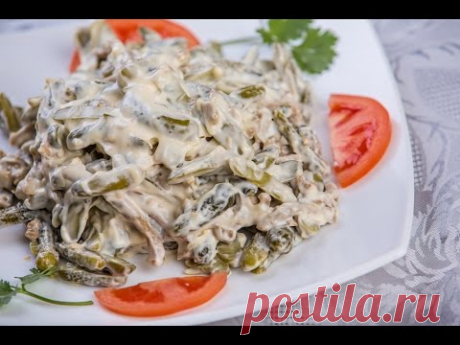 Салат по деревенски с курицей. Салат с курицей и яйцом. Салат с курицей и солеными огурцами. - YouTube