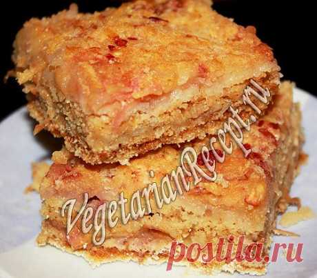 Пирог с манкой и яблоками - рецепт с пошаговыми фото | Вегетарианские рецепты &quot;Приготовим с любовью!&quot;