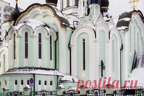 Московский храм, который никогда не закрывался. В нём хранятся святыни из снесённых церквей | Фёдор Тенин | Яндекс Дзен