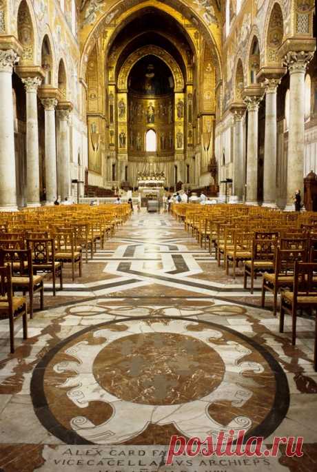 In Photos: 6 Places to See the Best Byzantine Mosaics in…  
The Basilica of Monreale in Palermo, #Sicily, known for its…  |   Pinterest • Всемирный каталог идей