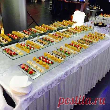 VILERS Catering в Instagram: «Поговорим об организации фуршетного стола. Казалось бы, чего проще, было бы вкусно и красиво?! Но нет😉 ⠀ Когда есть задача организовать…» 18 отметок «Нравится», 0 комментариев — VILERS Catering (@vilers_catering) в Instagram: «Поговорим об организации фуршетного стола. Казалось бы, чего проще, было бы вкусно и красиво?! Но…»