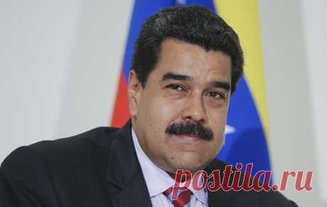 Мадуро назвал решение Аргентины отказаться от членства в БРИКС глупостью. Президент Венесуэлы добавил, что, приняв такое решение, лидер Аргентины Хавьер Милей &quot;действует против аргентинцев&quot;