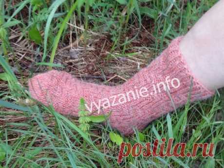 Красивые универсальные носки спицами | Vyazanie.info | Дзен